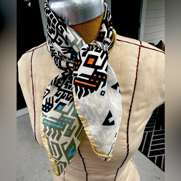 Calypso St. Barth Accessories - Calypso St Barth Silk scarf. Gently preloved. 20’ in square.